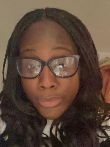 Zainab Abari