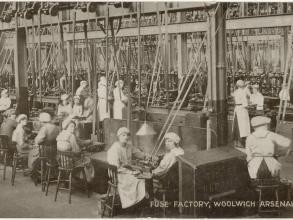 workers in the fuse factory woolwich arsenal 